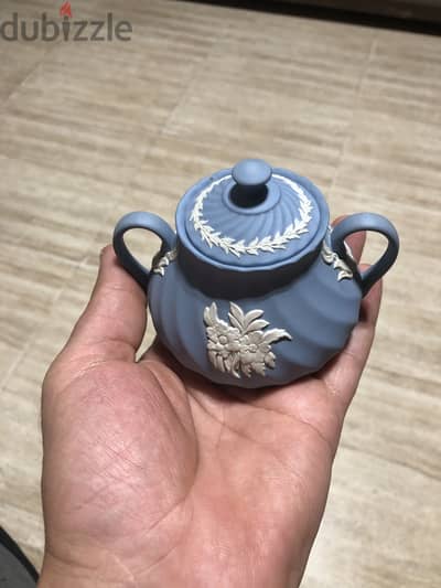 سكرية أنتيك ويجوود إنجليزي أصلية بالكرتونة - Wedgwood Blue Jasperware