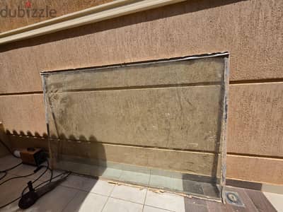لوح زجاج سيكوريت  مقاس 150×240  سم   السمك  10  مم