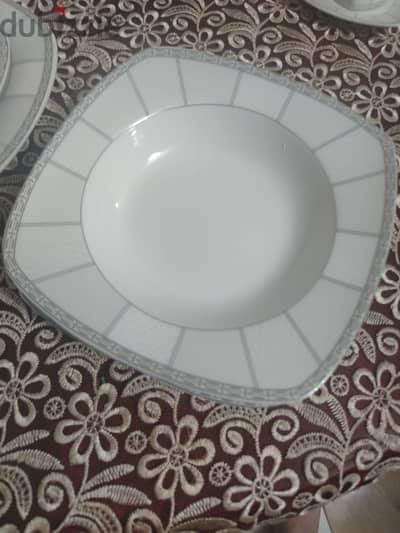 طقم صيني