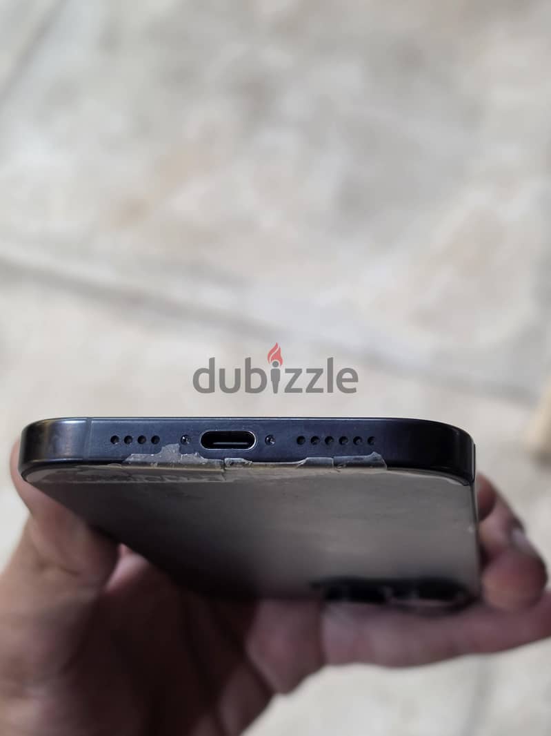 Apple - iPhone 16 Pro Max 2