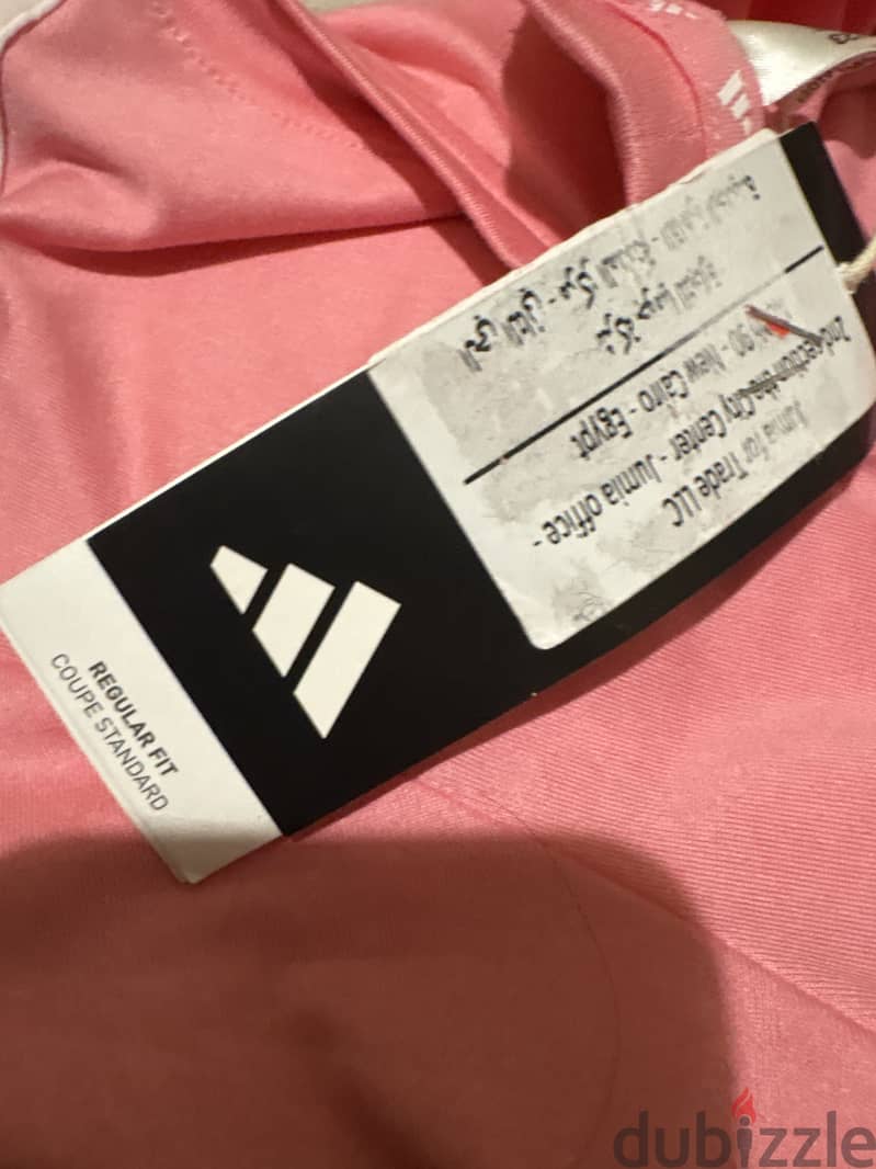 adidas  T-shirts  size s 3