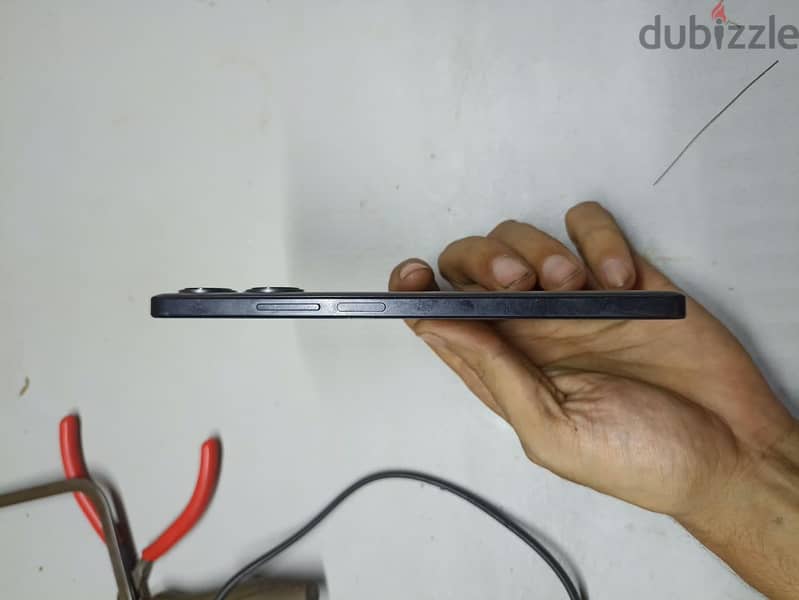 Xiaomi Poco F5 1