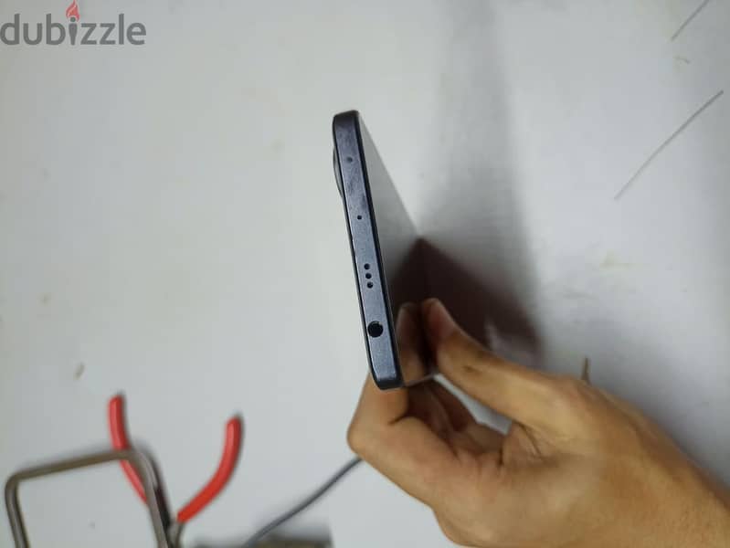Xiaomi Poco F5 2