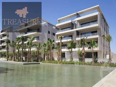 Penthouse for sale in lake view residence - new cairo