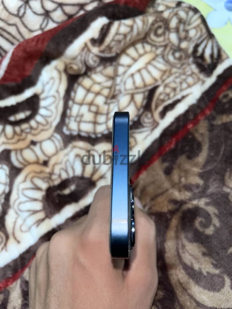 Apple - iPhone 13 1