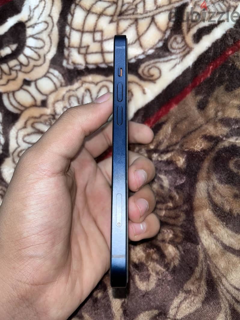 Apple - iPhone 13 6