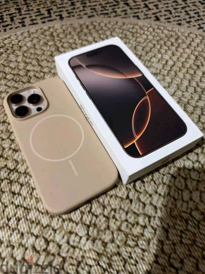 Apple - iPhone 16 Pro