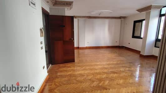 مقر إداري للإيجار في سموحة شارع مصطفى كامل 130م سوبر لوكس
