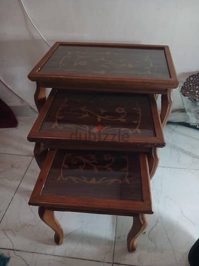 طربيزات كلاسيكيه رجل لويس السادس