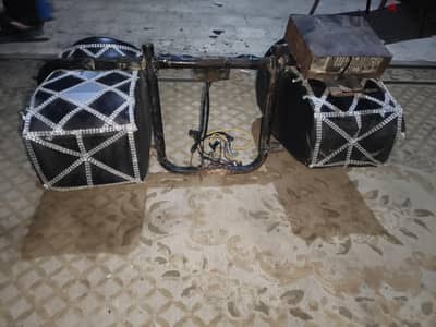 للبيع عده صوت 4 سماعات سوني 650 وتسجيل بايونير أصلي 7 الوان