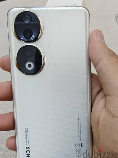 Honor 90