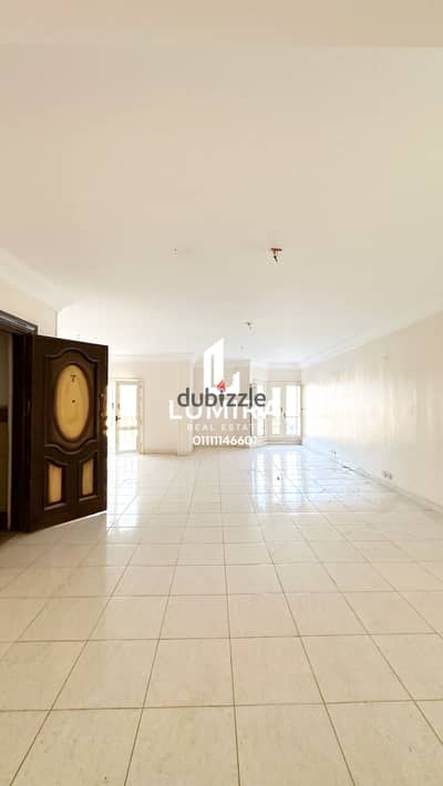 Office headquarters for rent in Maadi 400m, Main 9 Street in a modern tower for companies only, very distinctive location