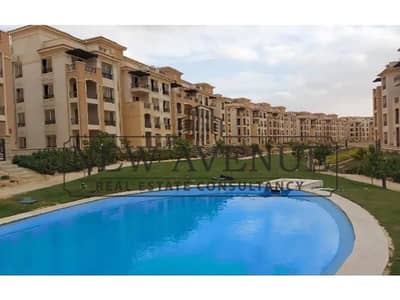 شقه ارضى بجارن ف كومباوند ستون ريزيدنس  Stone residence  لوكيشن مميز وبسعر مغرى لسرعه البيع ڤيو لاند اسكيب واكبر مساحه جاردن .