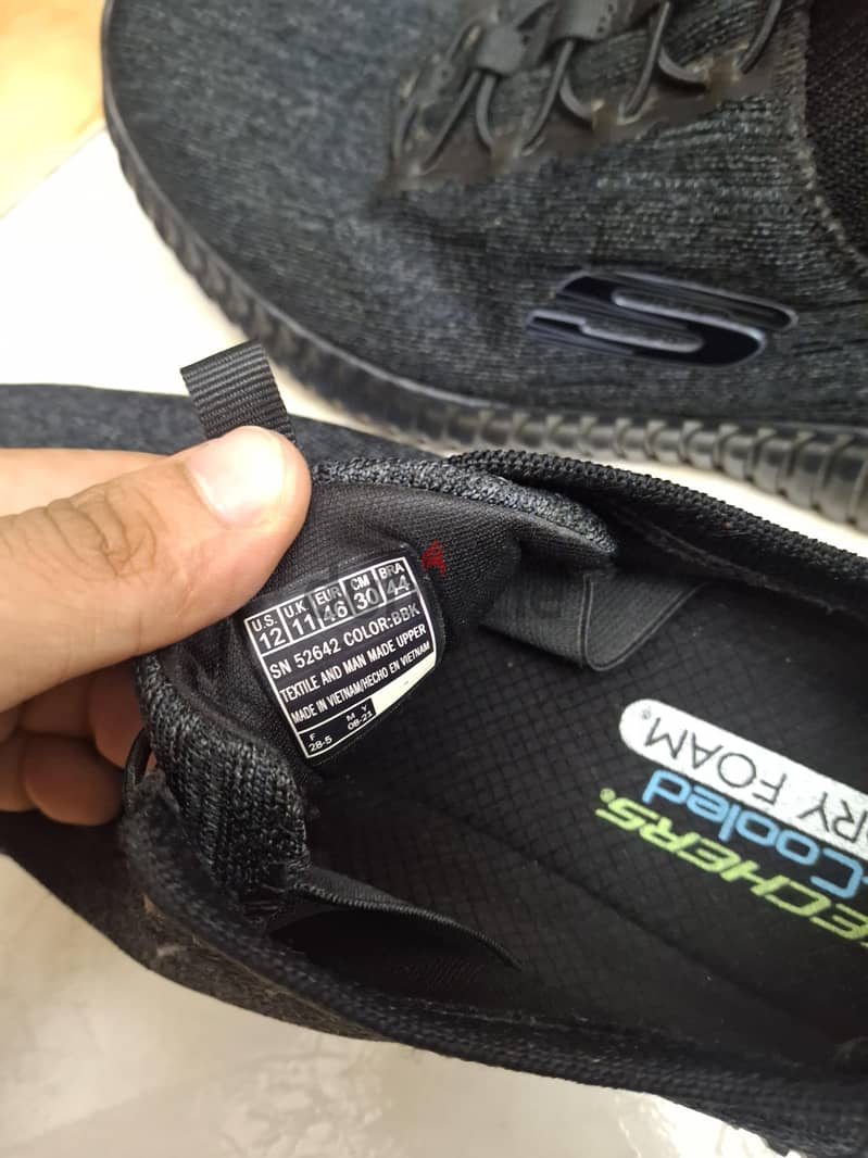 skechers memory foam 1