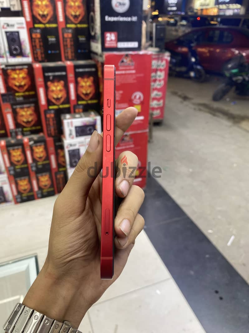 Apple - iPhone 13 4