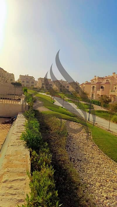 فيلا للبيع في لافيستا سيتي العاصمه الاداريه موقع متميز و اقل من سعر السوق