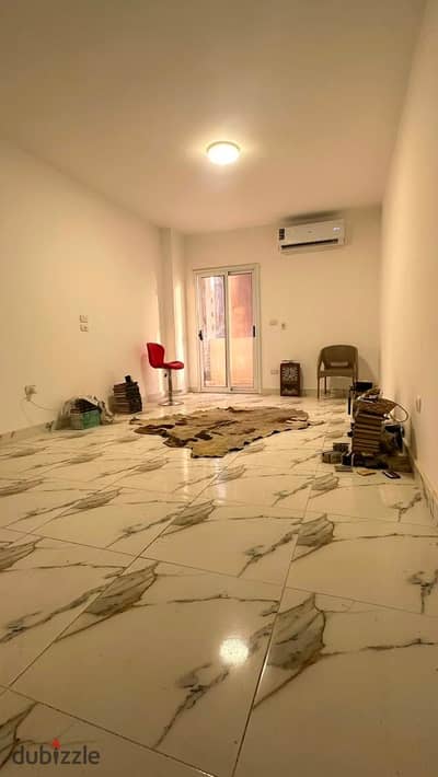 شقة للايجار بتكييف في كومباوند أوبيريتا جرينز حدائق أكتوبر