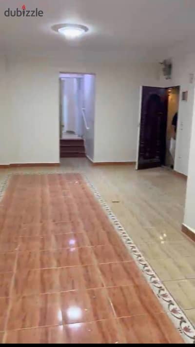 شقه للبيع النزهه خلف هيونداي جوزيف تيتو وجسر السويس 150 م دور تاني