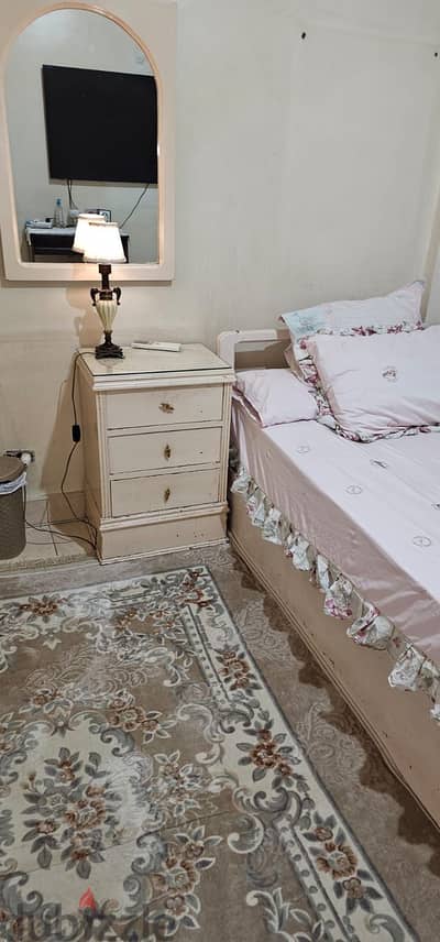 غرفه نوم اطفال  ٥ قطع  خشب طبيعي