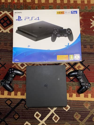 Playstastion 4 slim