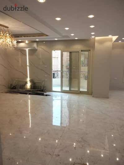200m office air-conditioned on the first floor