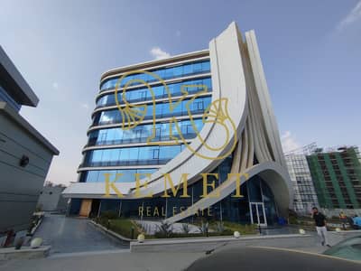 اميز مكتب في مبني إداري بالكامل مشروع Cairo Capital Center  في منطقة البنوك القطاع الاولللتسعين الجنوبى    * مساحه 169 متر