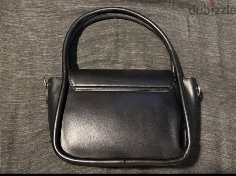 pixi shoulder purse 1