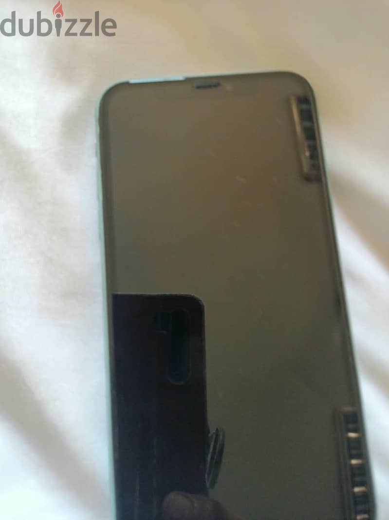 Apple - iPhone 11 6