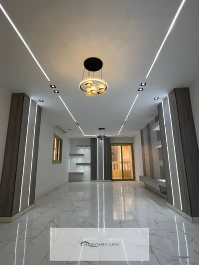 165 m apartment with a sea view in a distinguished residential location at the Pyramids Gardens
