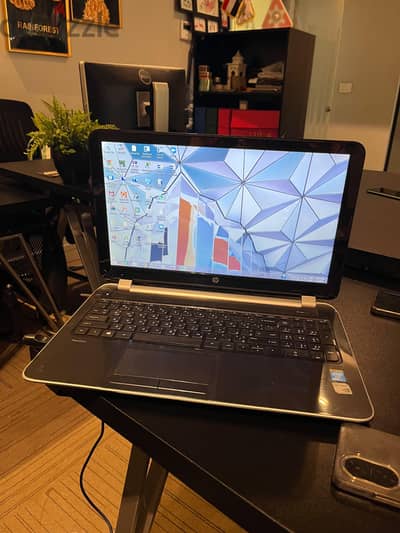 لاب توب hp واحد تيرا بحاله ممتازا I core 7