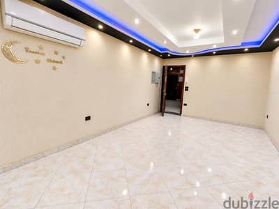 شقة للايجار شارع 500 عمارات النيابه العامه بجوار عمارات الكويتيه