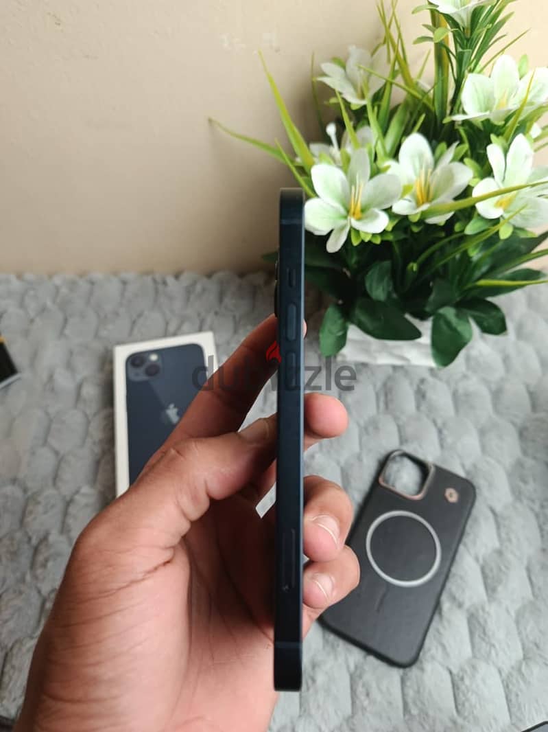 Apple - iPhone 13 5