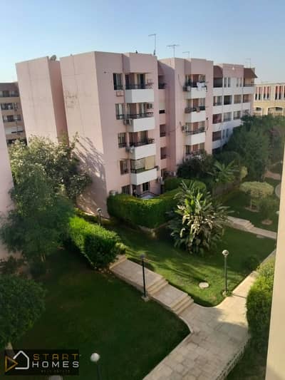 شقة للبيع في مدينة الرحاب بسعر تجااري لعشاق النوادر والمساحات الكبيره بجوار الخدمات مباشره واونر جادي لسرعه البيع ووجود مفتاح لسهوله المعاينات