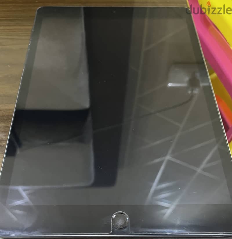 Ipad 8th gen like new 1