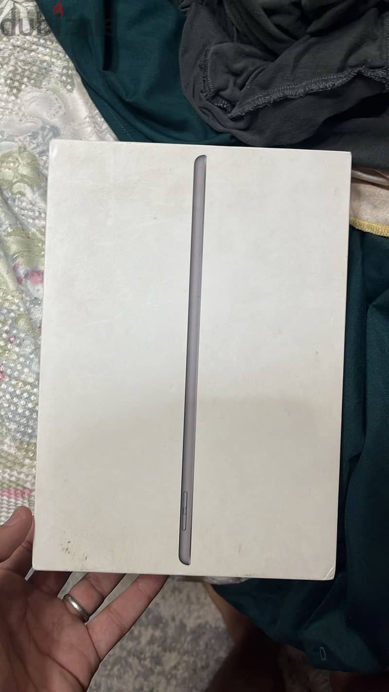 Ipad 8th gen like new 3