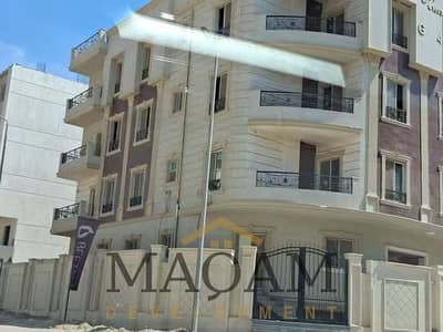  Apartment for Sale in New Narges – New Cairo   Plot 174G – G Letter  2nd Floor  169 sqm  North-facing & Corner Unit with excellent ventilati