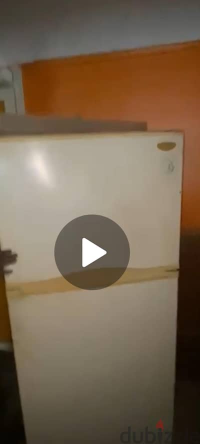 ثلاجه للبيع سنجر