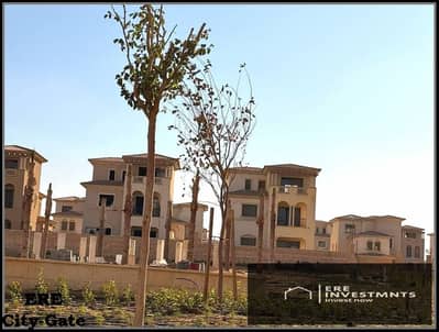 Lowest price Villa for sale Ready to move with Open Golf view in City Gate New Cairo