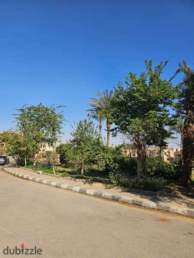 The largest ground apartment 300m with a private entrance and a private garden 100m in Al-Nargis Villas