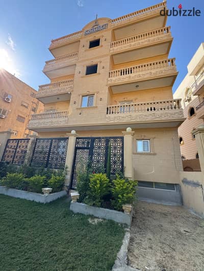 For sale an apartment in the tourist gardens of October