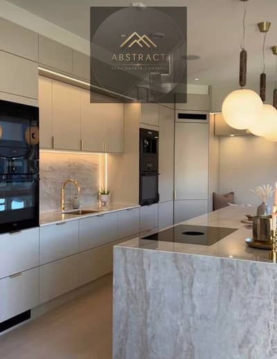 Apartment for Sale in Madinaty B8 | Wide Garden View  A spacious 337 sqm apartment for sale in Madinaty B8, featuring a beautiful wide garden view.  A