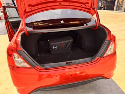Nissan Sunny 2020