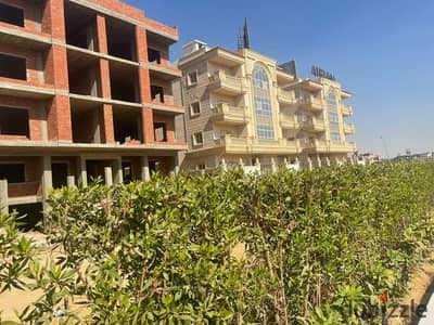 ارض للبيع واجهه بحري خطوات للفيوزون في الحي السادس بيت الوطن التجمع الخامس القاهره الجديده