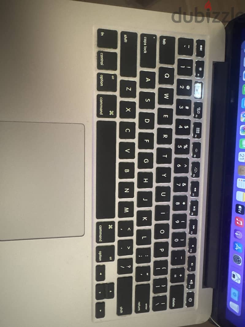 Macbook pro 13 Inch 2