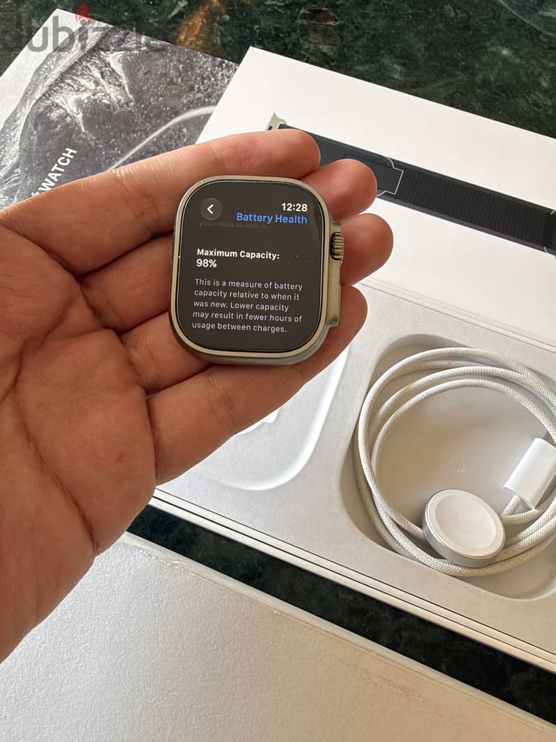Apple Watch Ultra 2 GPS + Cellular Excellent Condition 3