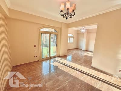 شقة للإيجار في البنفسج عمارات – 155م دور ثاني بأسانسير وجراج