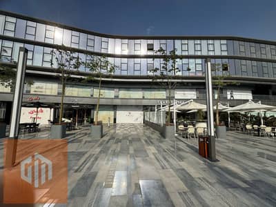 بسعر مميز مكتب متشطب بالكامل في قلب sway mall بالقرب من محور محمد نجيب بالقاهرة الجديدة