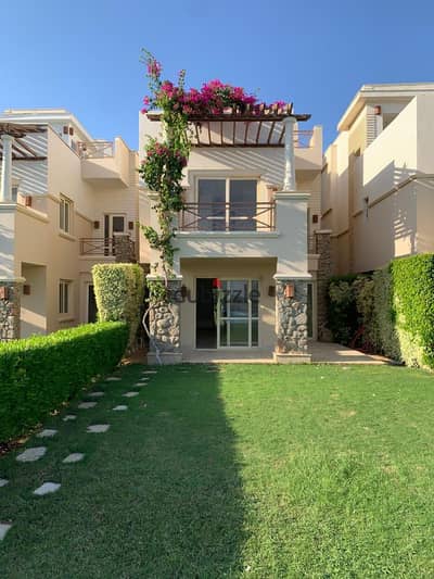 Fully finished villa for sale in Ain Sokhna—immediate handover and an exceptional price; ready for viewing at any time.