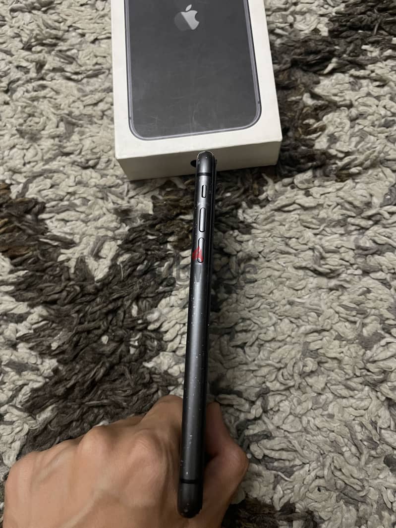 Apple - iPhone 11 1