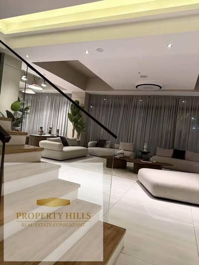 Urgently selling! 246 sqm townhouse villa near the Green River and the Government District, with flexible payment plans over 12 years!!